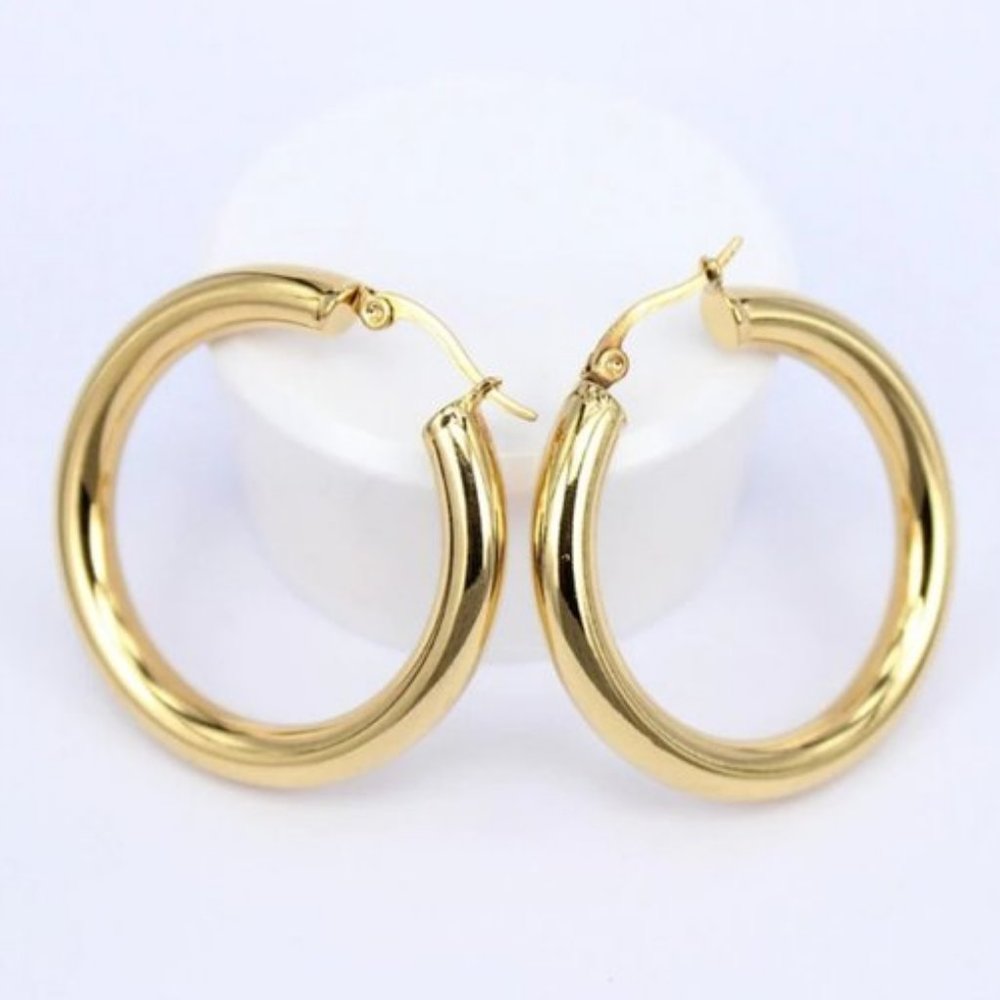 NEW 18K Yellow Gold Round 2'' Tube Hoop Earrings